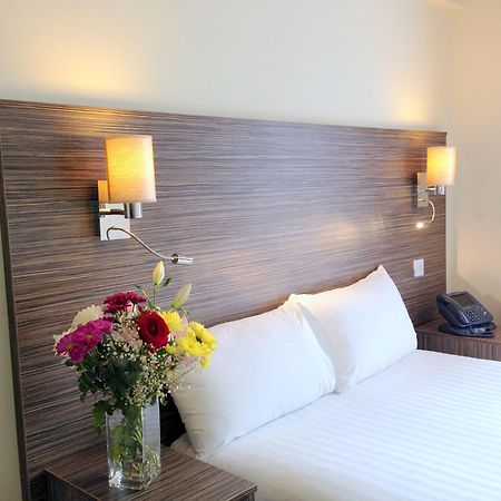 Ely House Hotel Вулвергемптон Экстерьер фото