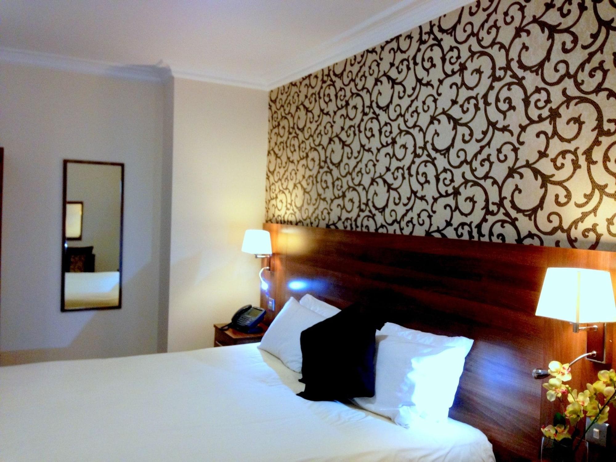 Ely House Hotel Вулвергемптон Экстерьер фото